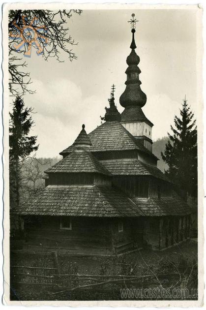 Колись в Обаві була дерев'яна церква неймовірної краси.