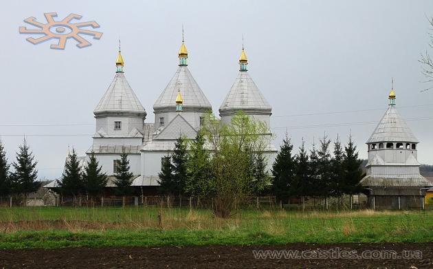 Дерев'яна церква св. Василя Великого у Семаківцях. 18 квітня 2015 р.
