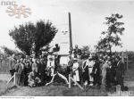 Польська делегація біля пам'ятника у Раранчі, 1932