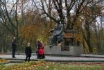 Пам'ятник Т.Шевченку.