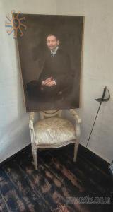 Портрет Яна Токаржевського-Карашевича у резиденції, котру рятує родина Вітрів