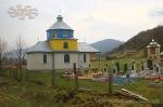 Церквиця-каплиця на новому цвинтарі в Ясенівці