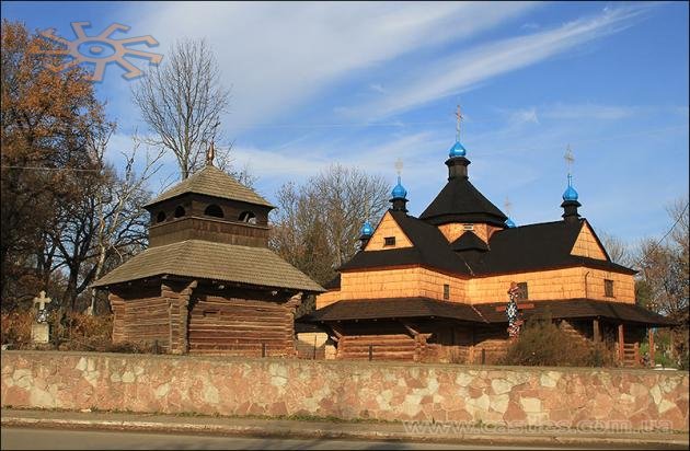 Благовіщенська церква в Коломиї спотворена "ремонтом"