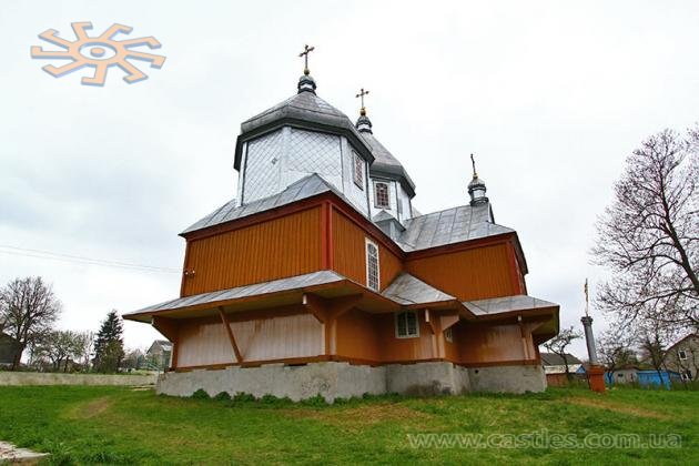 "Дерев'яна" церква в Полянах