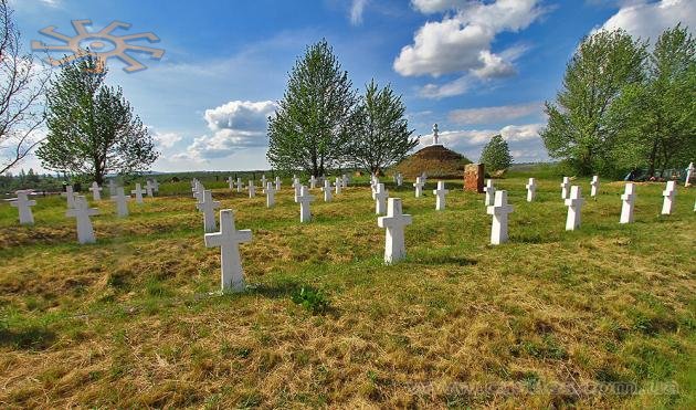 Цвинтар загиблих в битві за Ставчани в серпні 1739 року. 15 травня 2016 р.