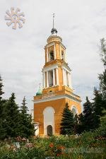 Ново-Голутвінський монастир.