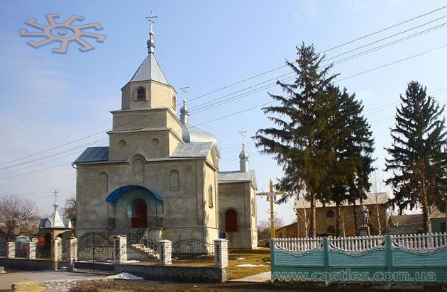 Церква (2006 р.) в Новоселиці Полонського району. 15 березня 2011 р.
