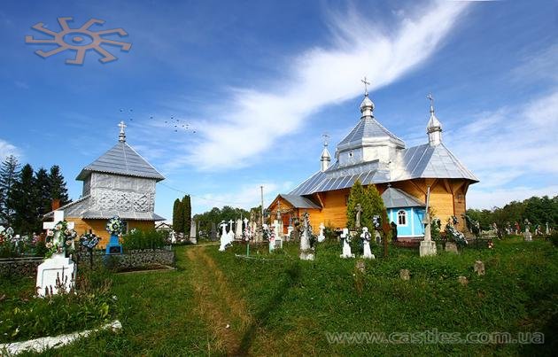 "Дерев'яна" церква в Старій Жадаві (30 серпня 2010 р.):