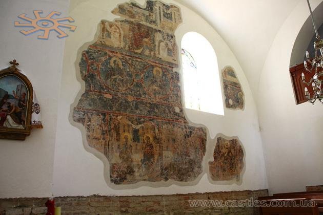 Лаврів, Онуфріївський монастир. Стародавні фрески у церкві. Ławrów