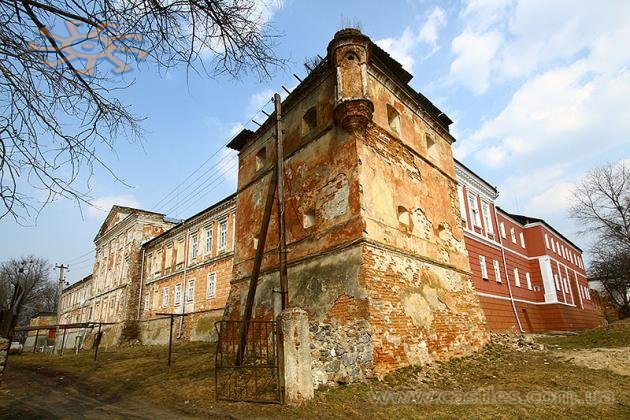 Палацово-замковий комплекс графів Холоневських в Іванові, 31 березня 2011 р.