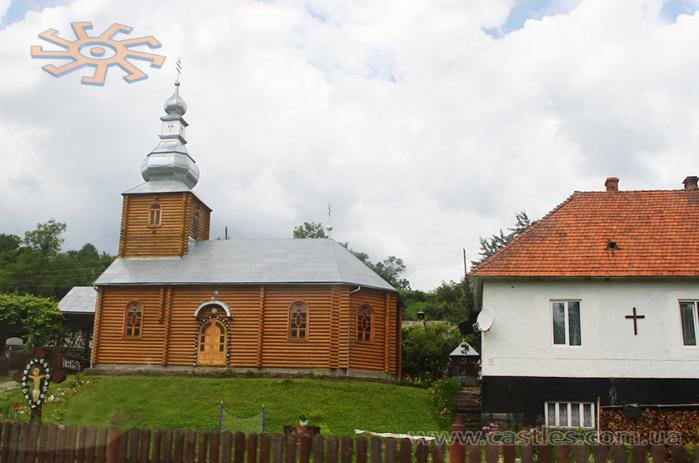 Церква в селі Луг Рахівського району