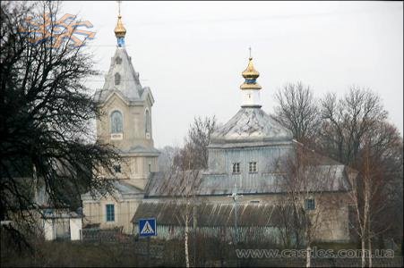 Церква в Татаринцях. 22 листопада 2009 року.