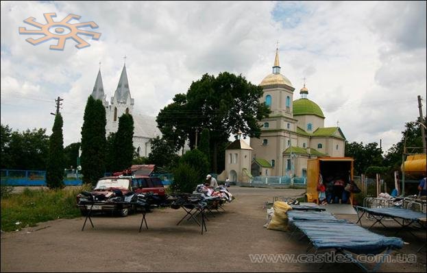Bar est une ville de l'oblast de Vinnytsia, en Ukraine, et le centre administratif du raïon de Bar
