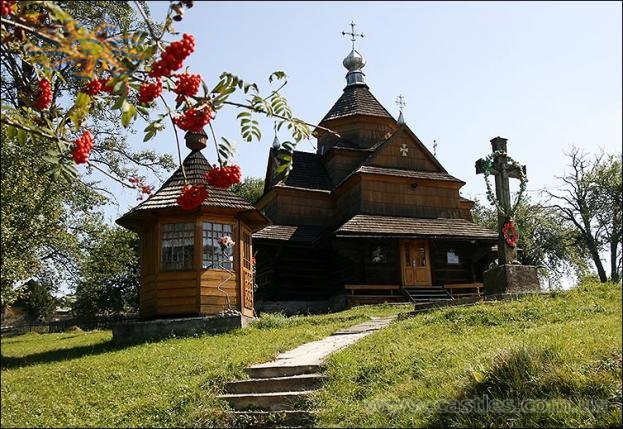 Дерев'яна церква в Ворохті