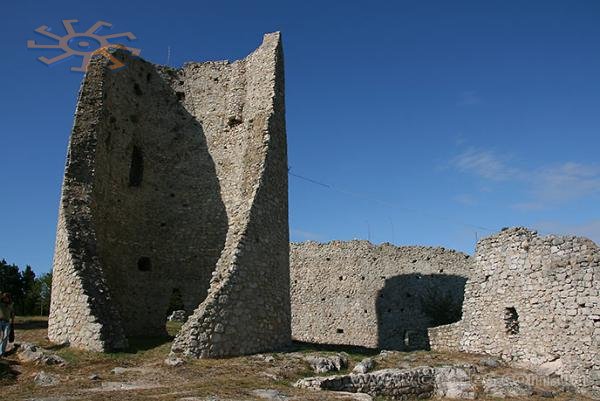 Замок в Дрніші