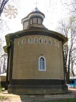 Церква у Байраках в 2006 р. Biserica „Nașterea Maicii Domnului” din Mogoșești