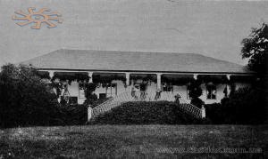 Панський двір у Мукші, фото до 1914 р. З ІХ т. "Дій Резиденцій..." Р.Афтаназі