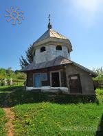 Дзвіниця Дмитрівської церкви в Кальнівцях