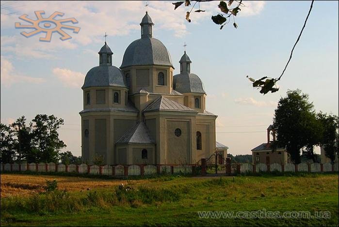 Церква в Сморжеві, серпень 2005 р.