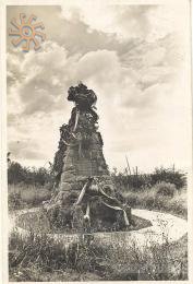 Монумент загиблим у світову війну на Ужоцькому перевалі