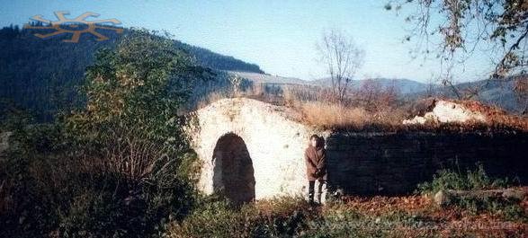 22 жовтня 2000-го року. Залишки панського маєтку в Новому Кропивнику