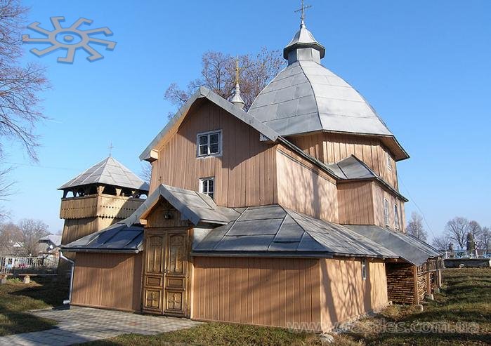 Церква Зіслання Св. Духа (1671) в селі Викоти Самбірського району