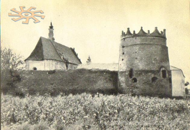 Летичів. Залишки замку та кляштор з Успенським костелом на старій світлині.
